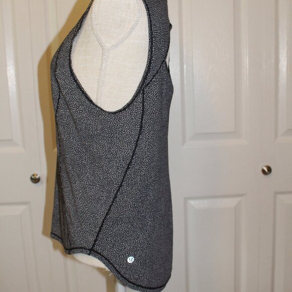 Lululemon Sculpt Tank - like new! - Picture 4 of 7